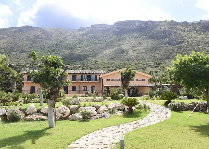 Ulivo Blu Holiday Homes